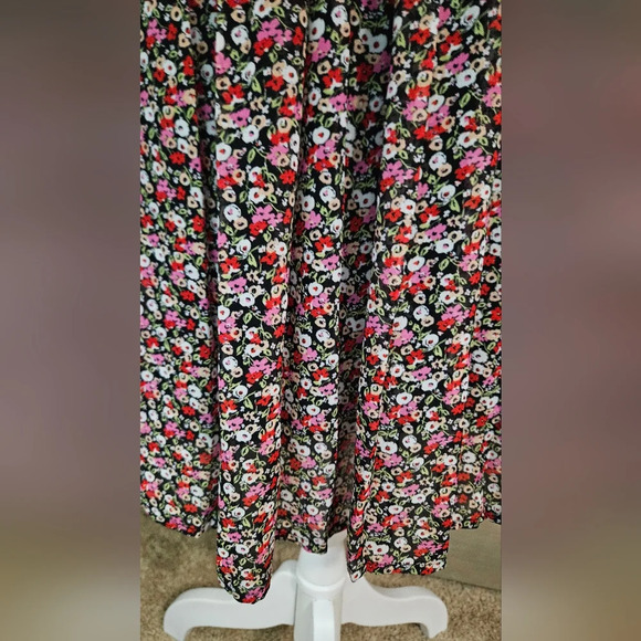 KIMCHI BLUE Ditsy Floral Strapless Sundress In Pink/red Multi. Size S - Picture 2 of 14